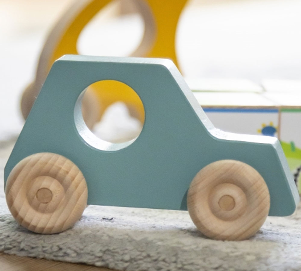 jeux-eveil-bois-aline-voiture-1