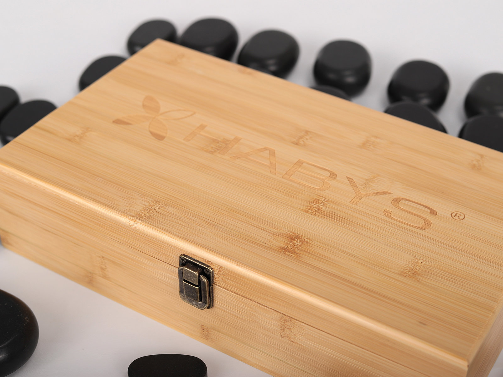 habys détail du coffret de 45 pierres chaudes et chauffe pierres de 6 litres -1228_1
