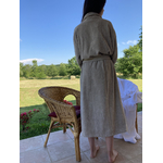 peignoir-de-bain-adulte-taupe-greige-dos-pour-spa-hotel-luxe