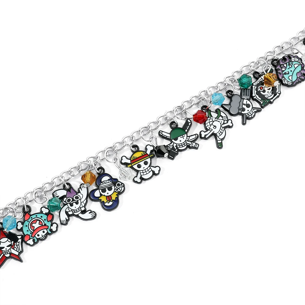 bracelet one piece breloques roger 3