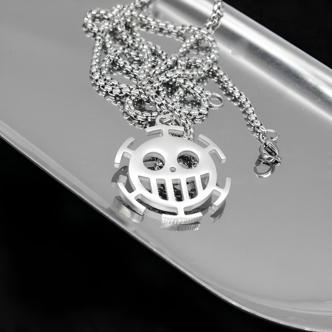 collier one piece law silver 1