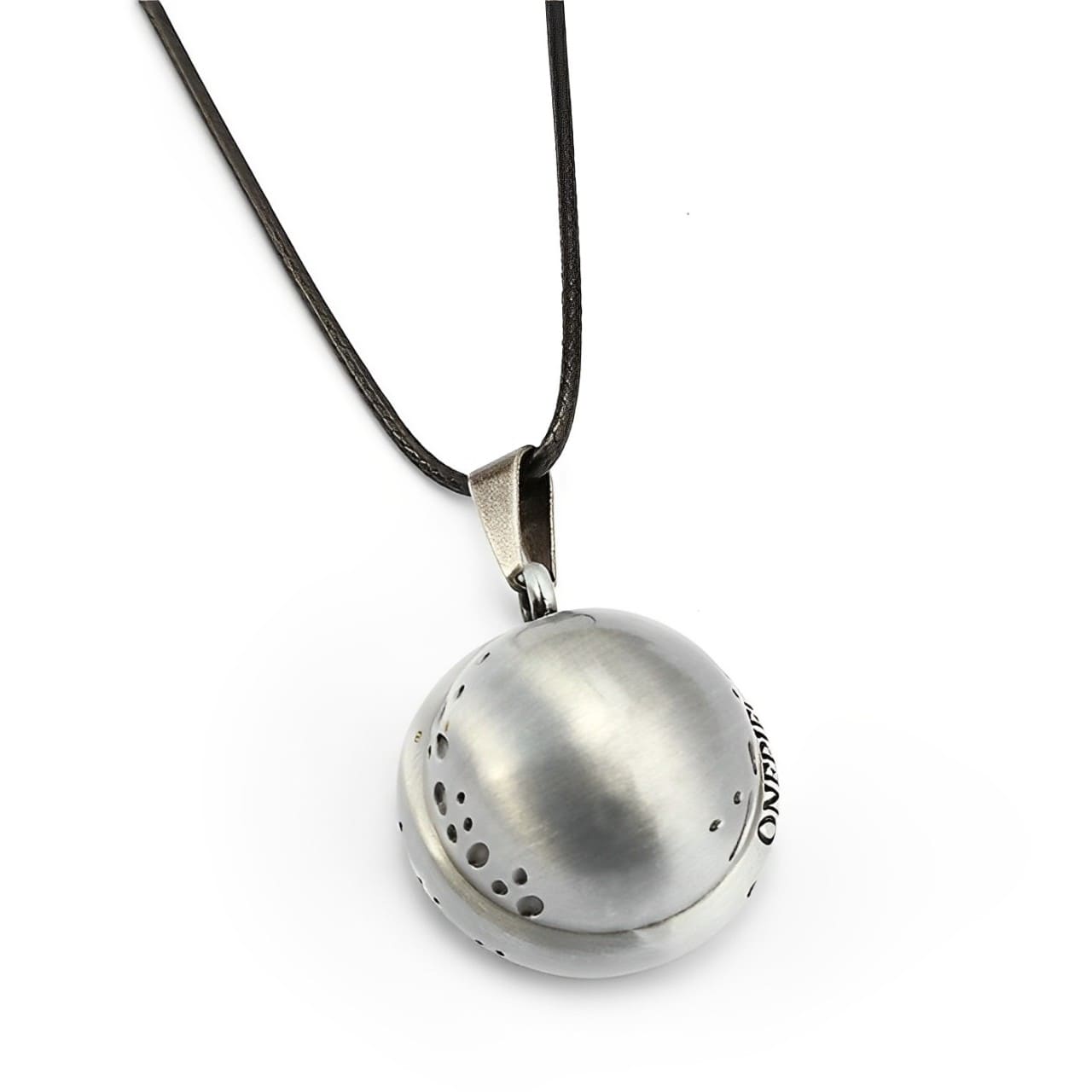 collier chapeau law one piece argent