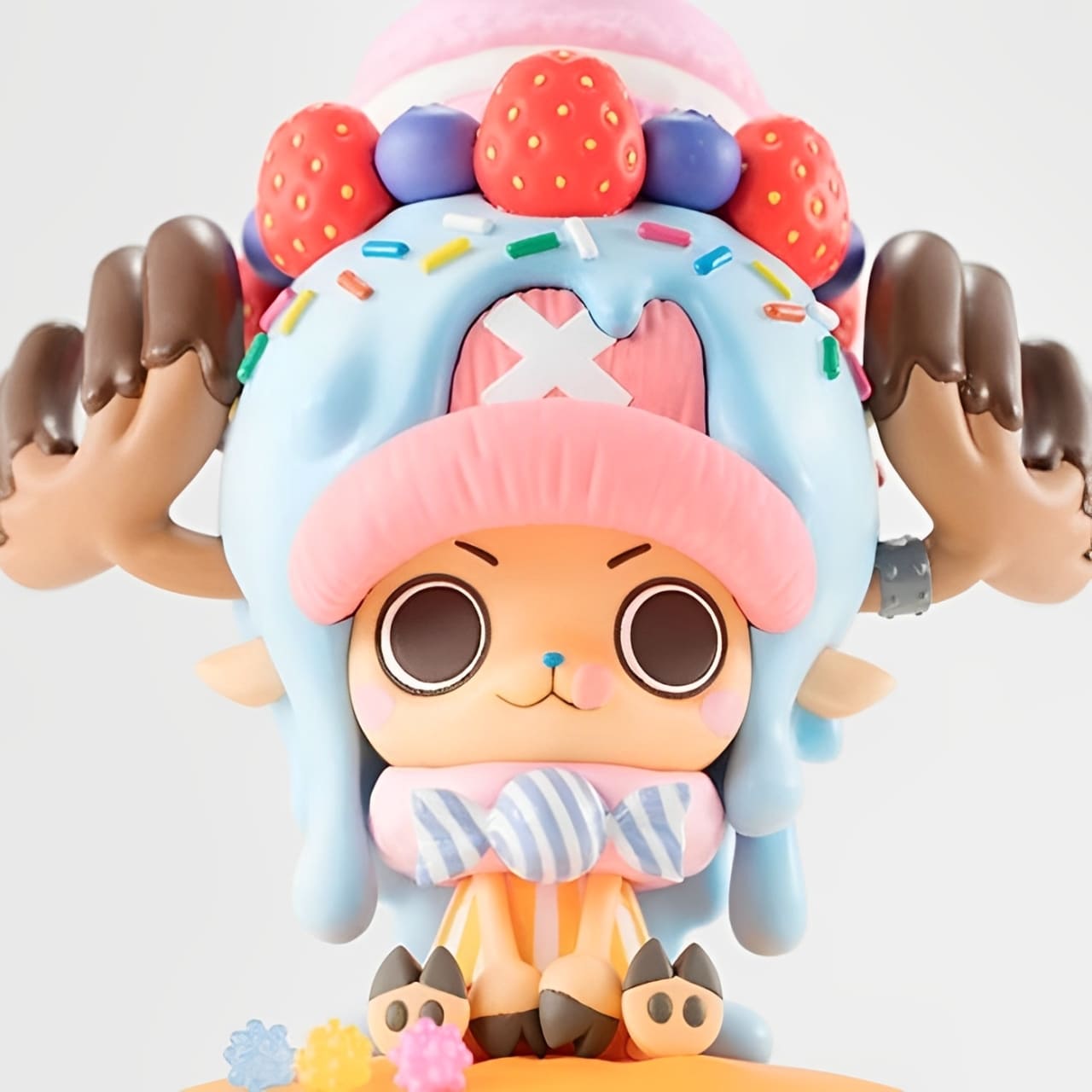 figurine one piece tony chopper cake 4