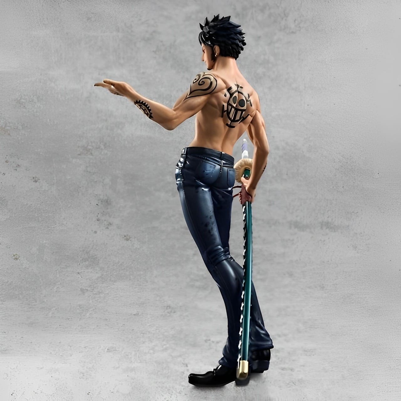 figurine one piece law heart 4