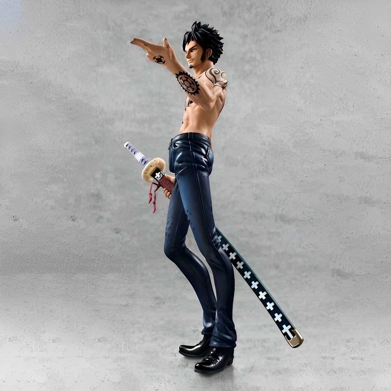 figurine one piece law heart 1