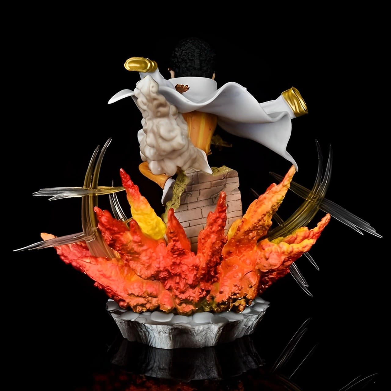 figurine one piece amiral kizaru small 1