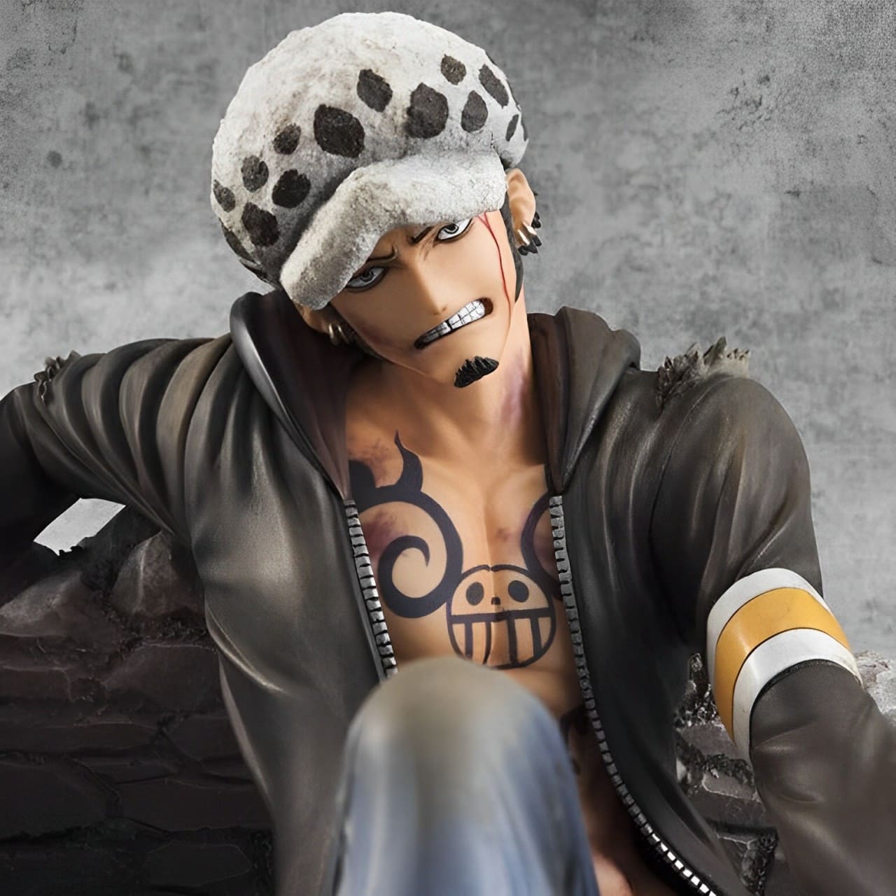 figurine one piece trafalgar law down 5