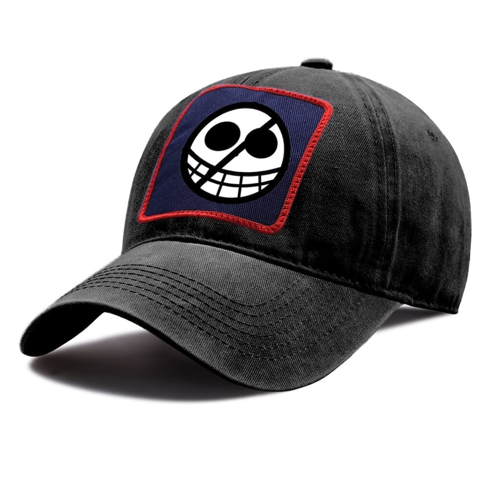 casquette one piece logo doflamingo noire