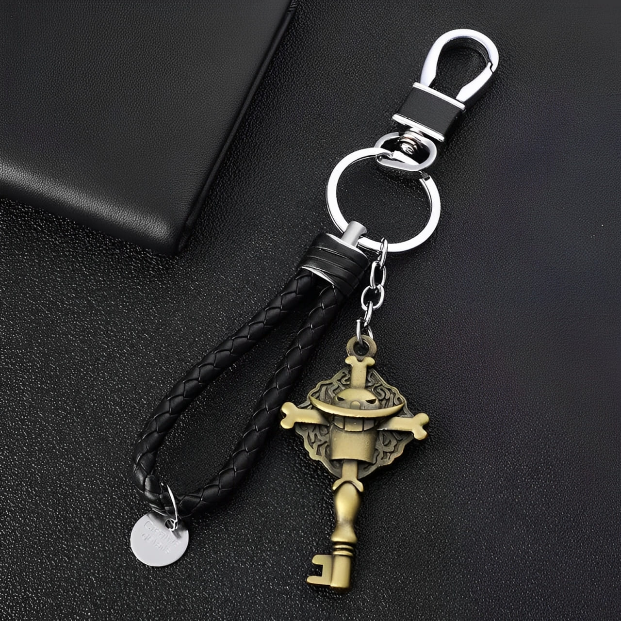 porte cles one piece cuir barbe blanche
