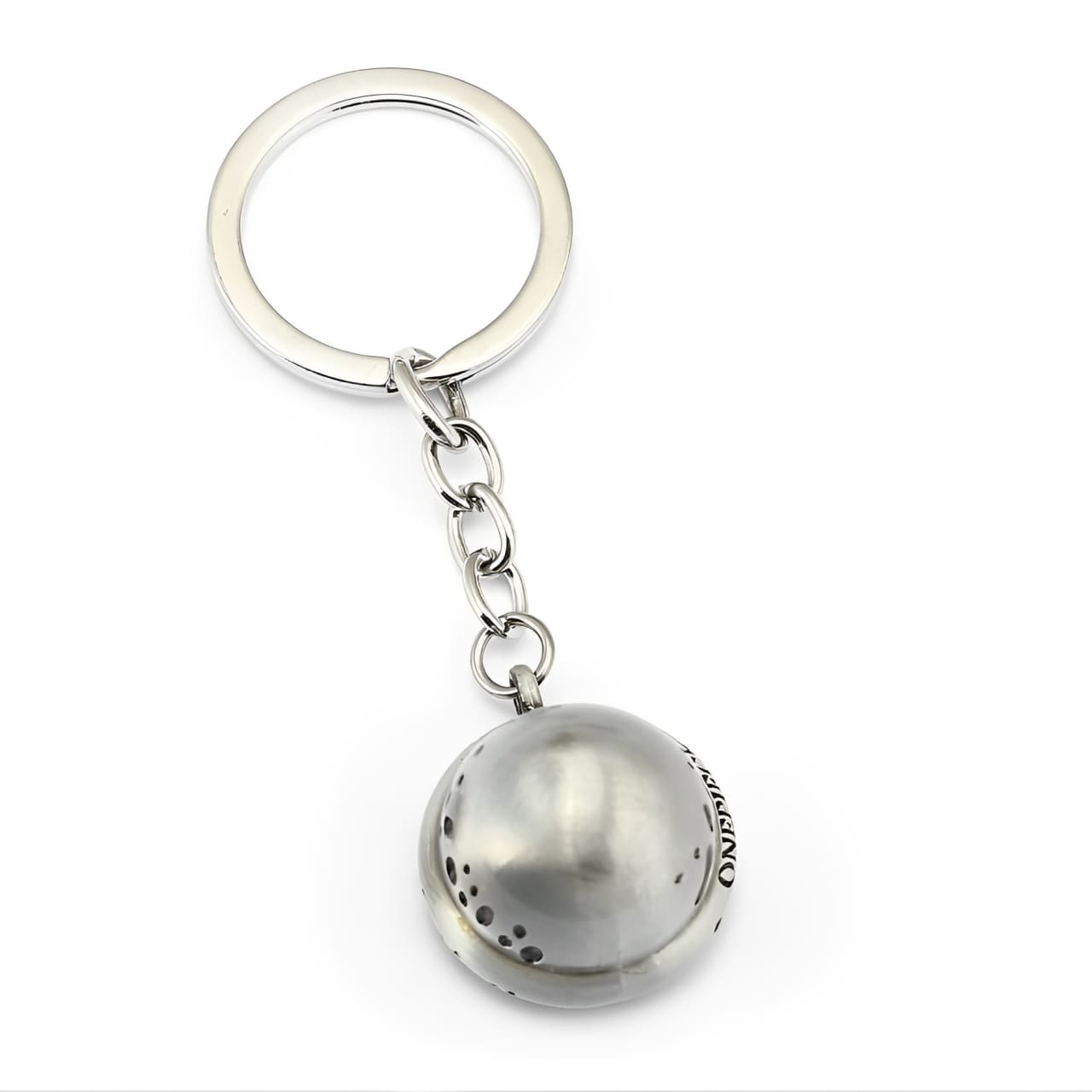 porte cles one piece chapeau trafalgar law argent 1