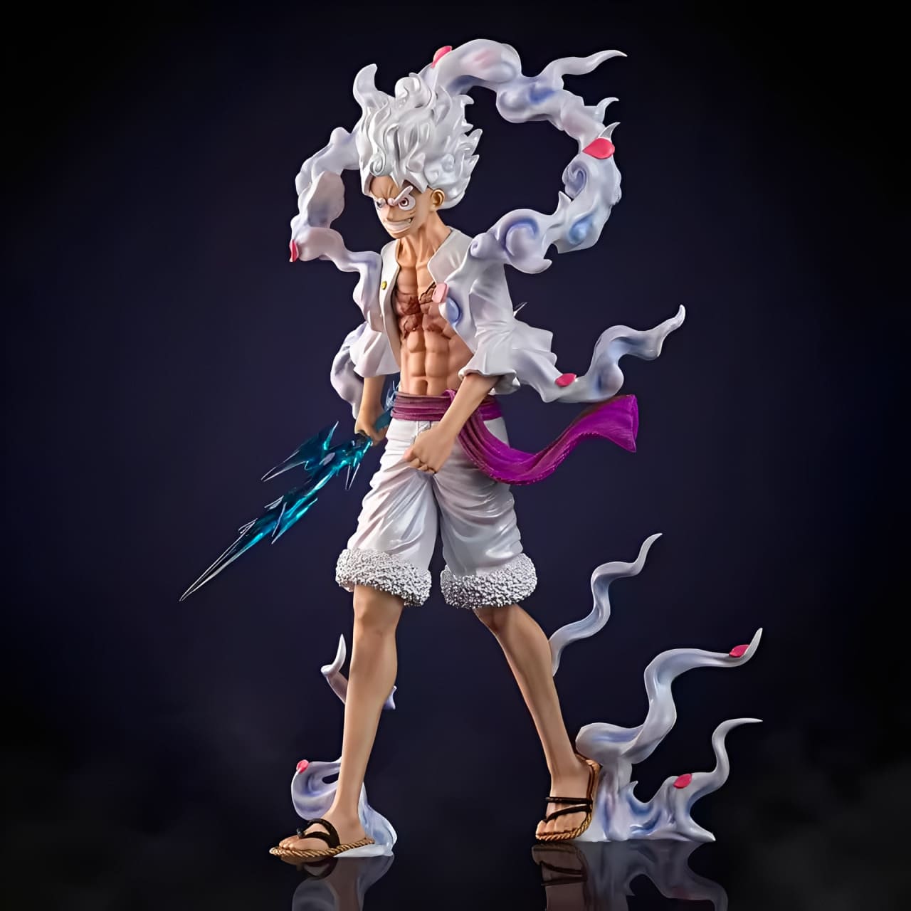figurine-one-piece-luffy-gear-fifth-eclair-main-marchant