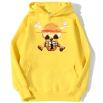sweatshirt hoodie one piece logo paysage jaune