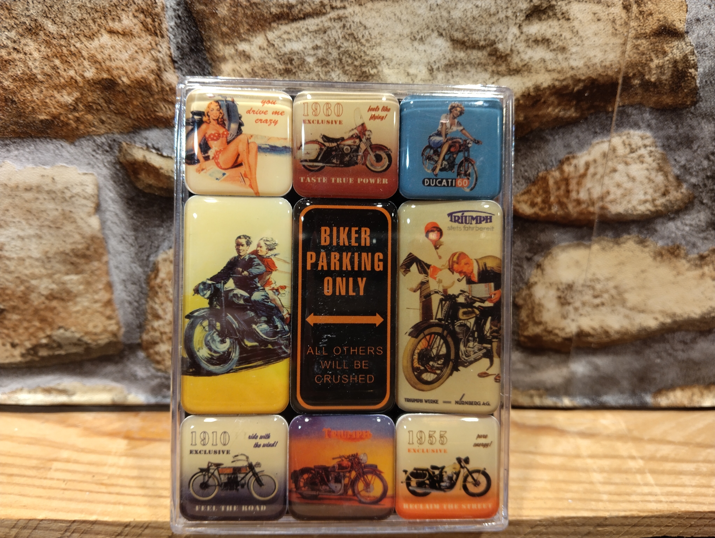coffret magnets émaillés déco biker
