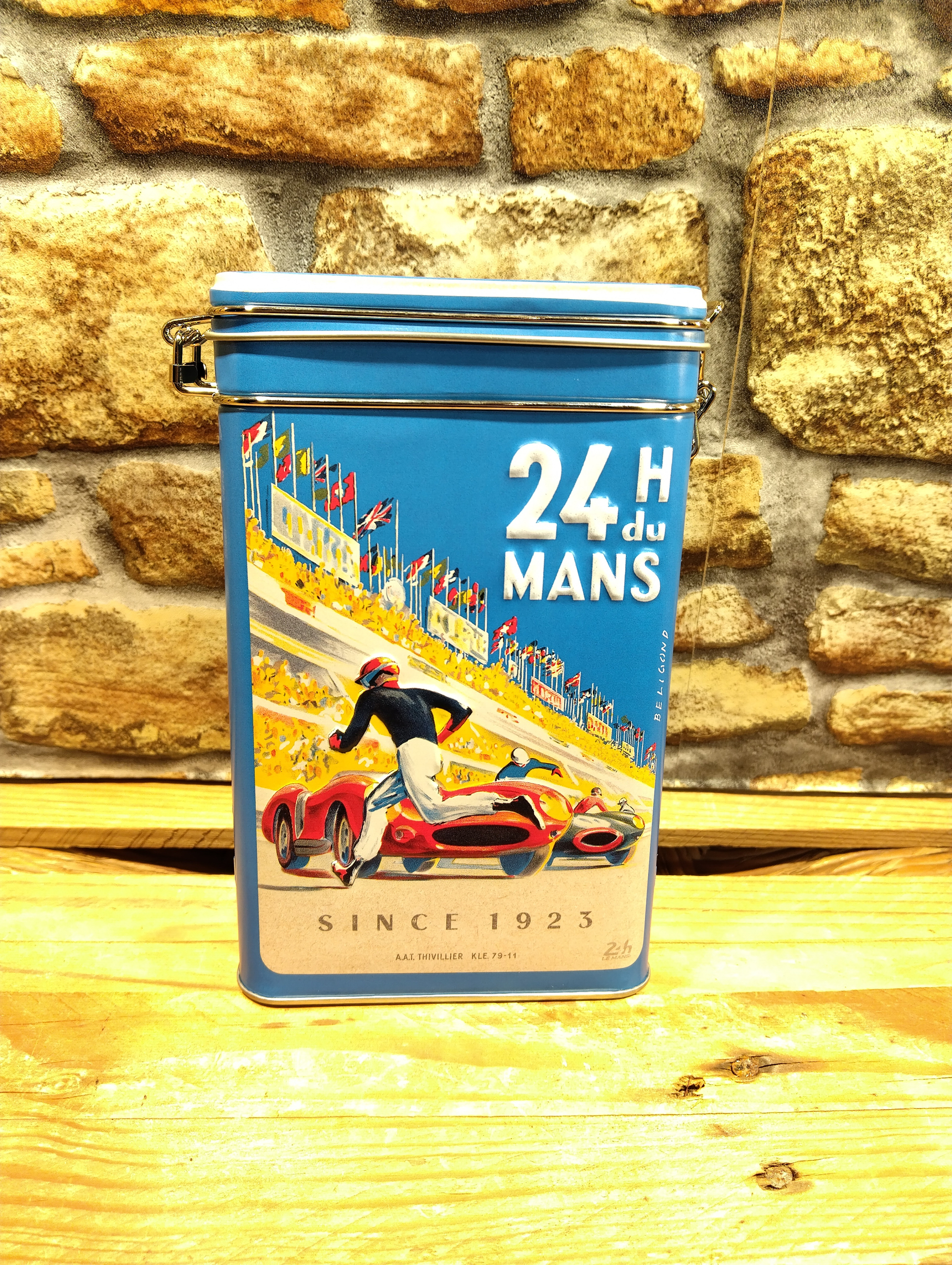Boîte hermétique 24h du Mans rétro