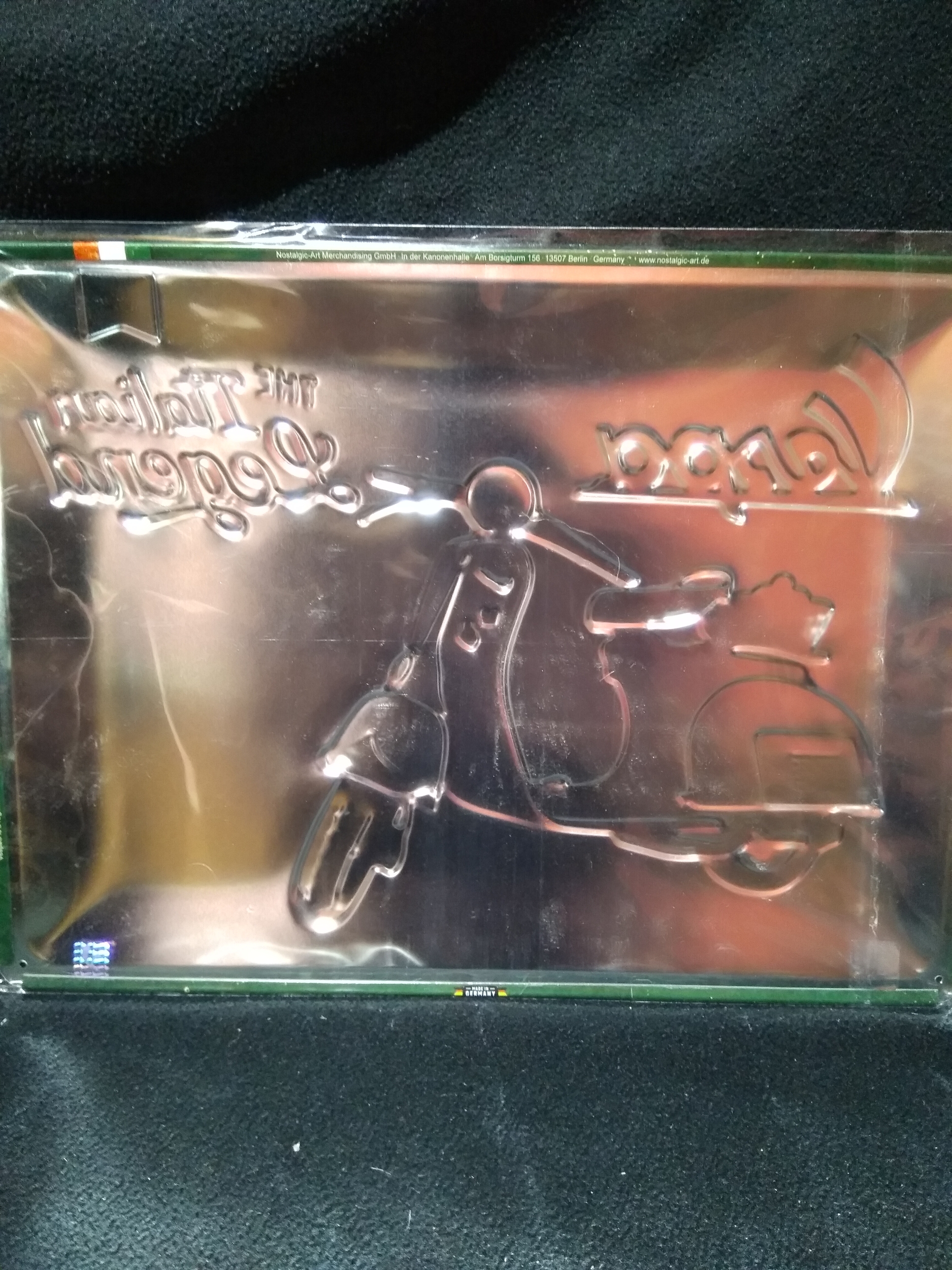 plaque metal vespa