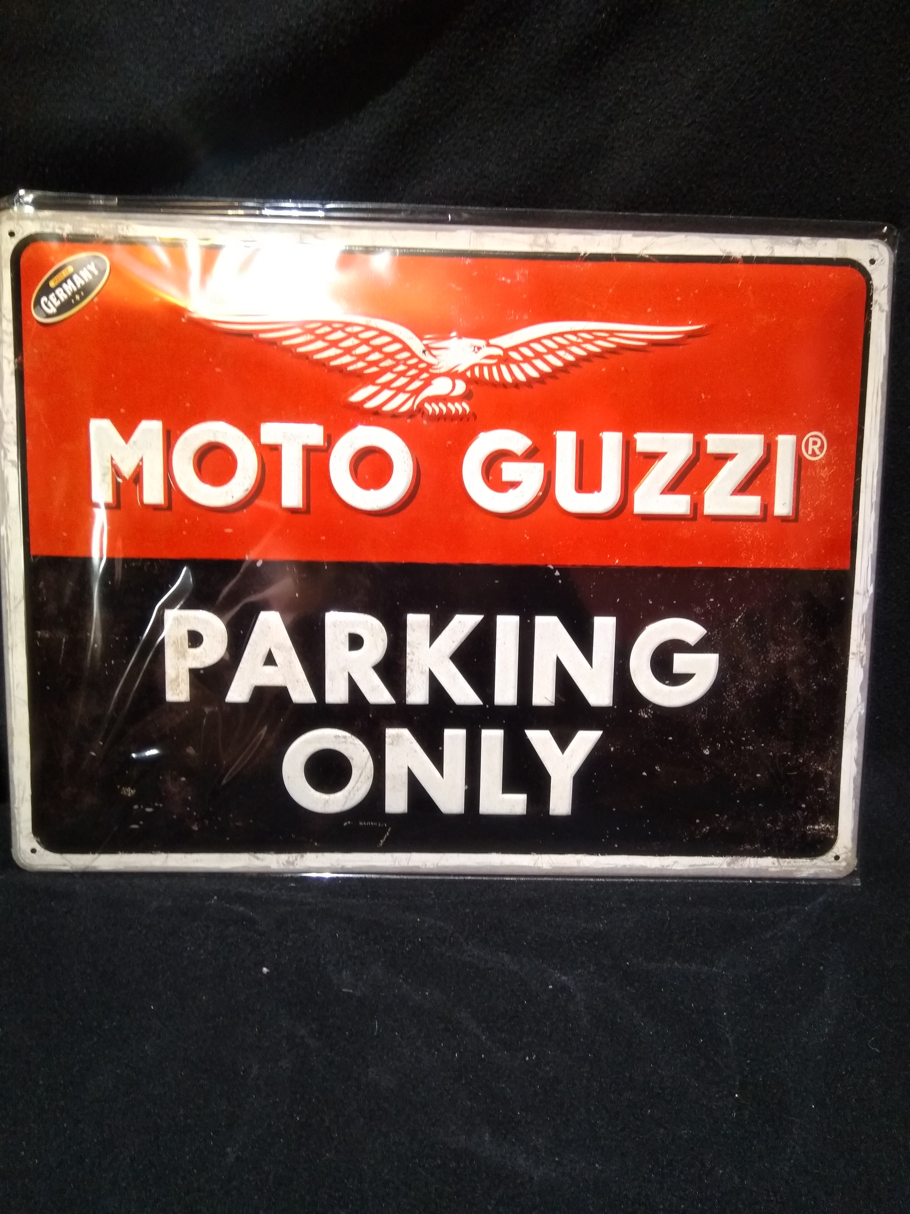 plaque publicitaire motoguzzi
