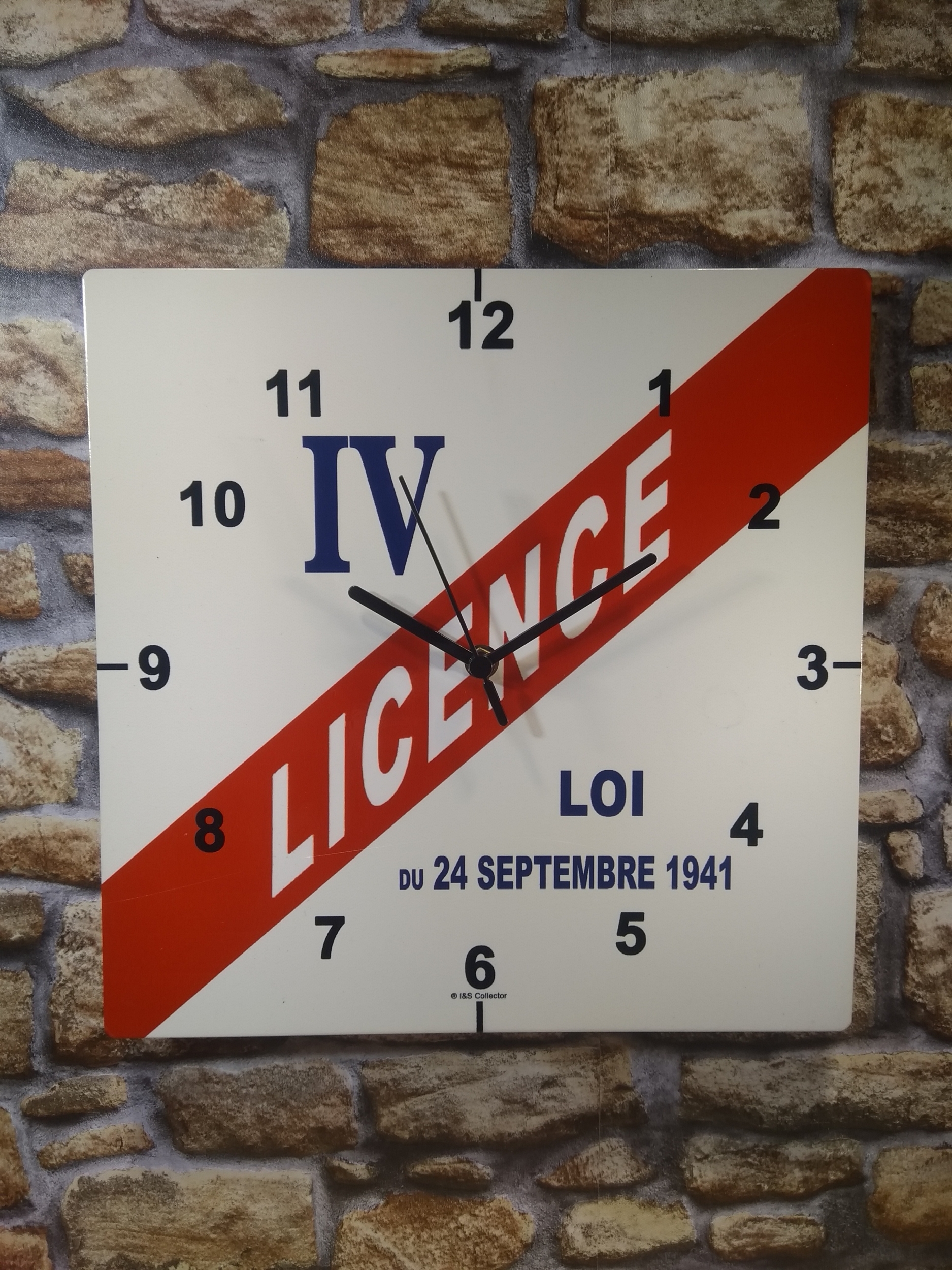 horloge métal déco publicitaire rétro vintage licence IV