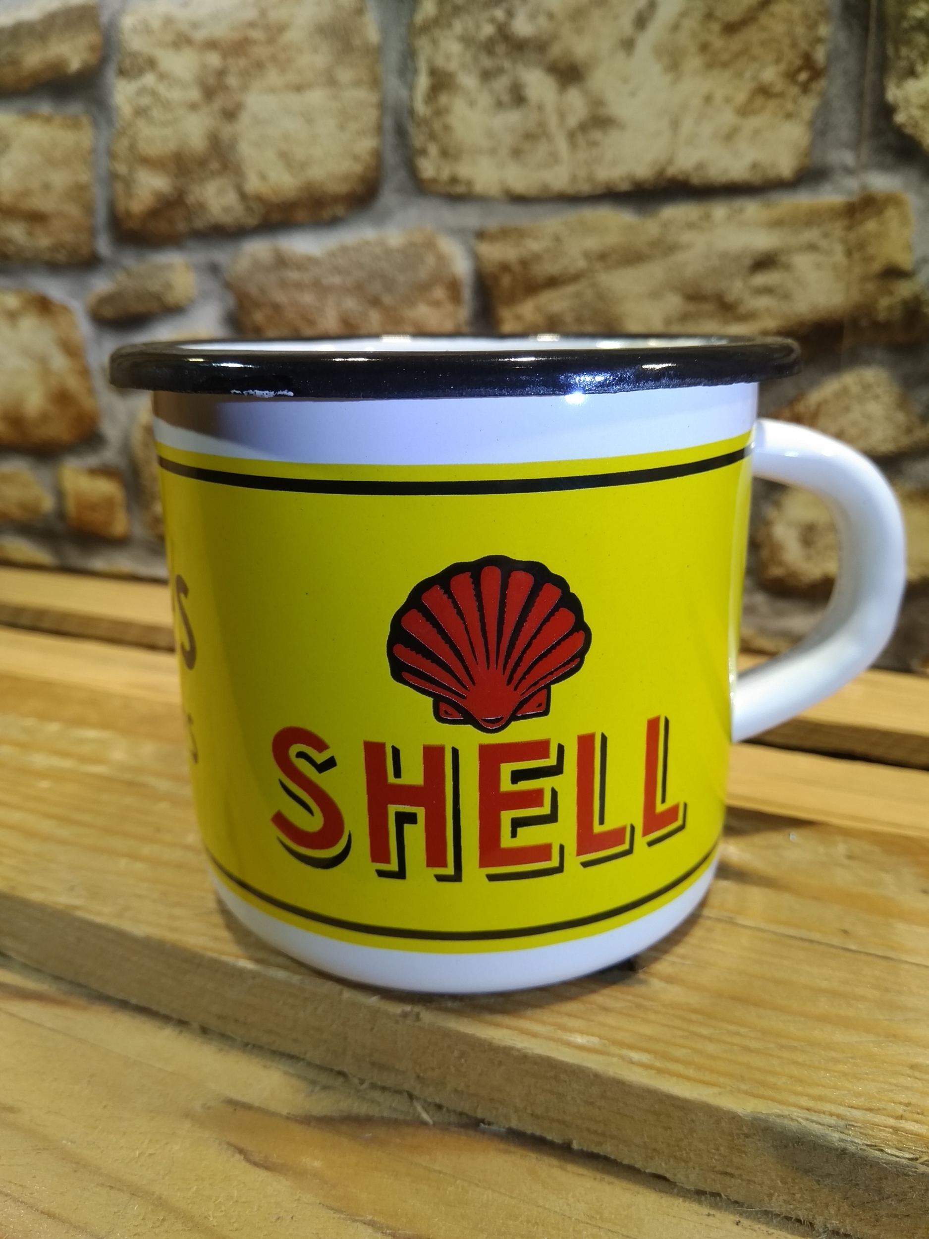 tasse shell émaillée