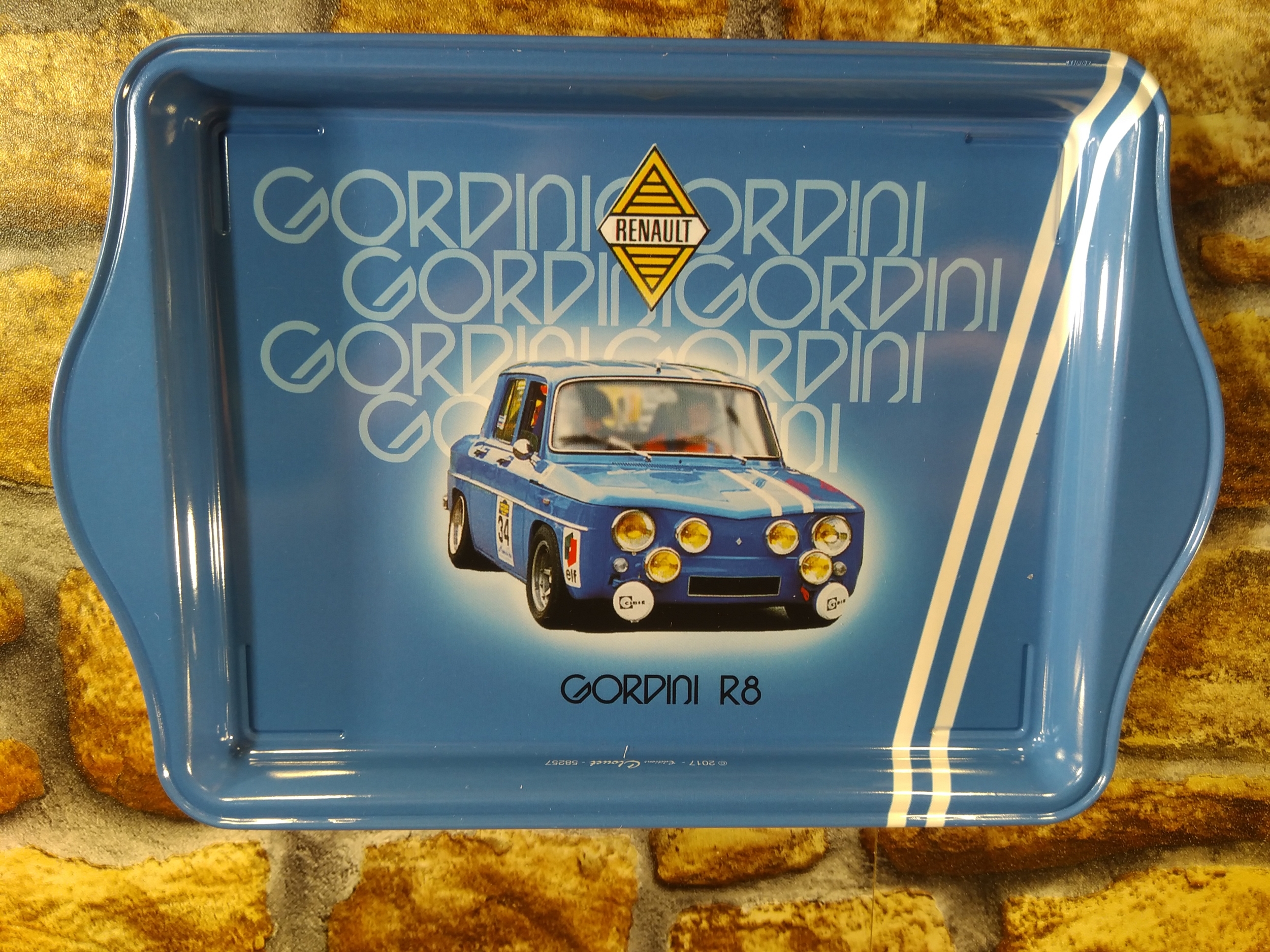 vide poche publicitaire R8 gordini