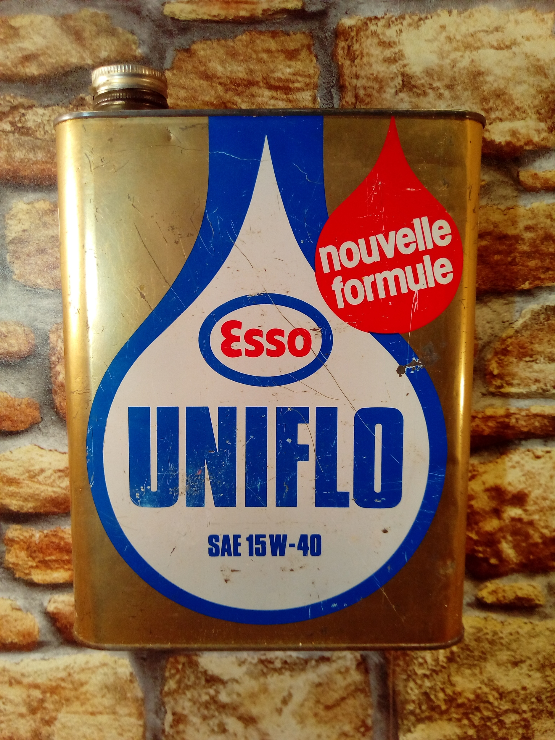 Bidon huile Esso Uniflo