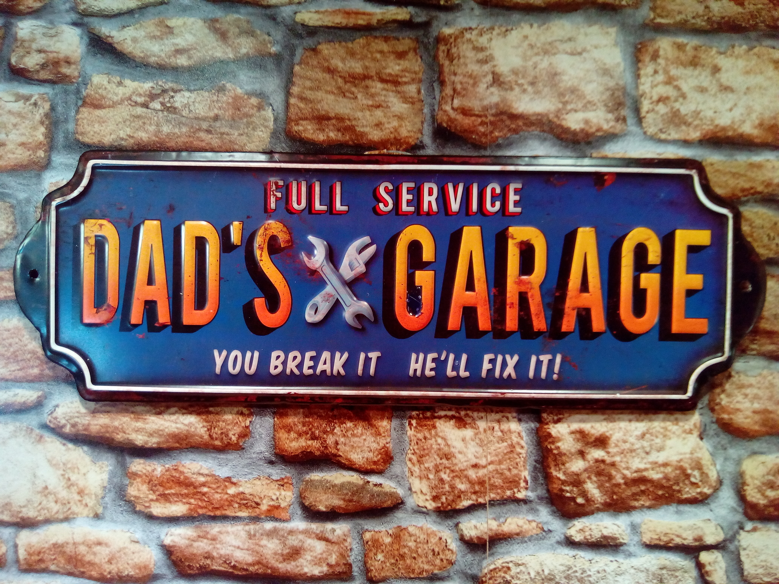 plaque embossée dads garage