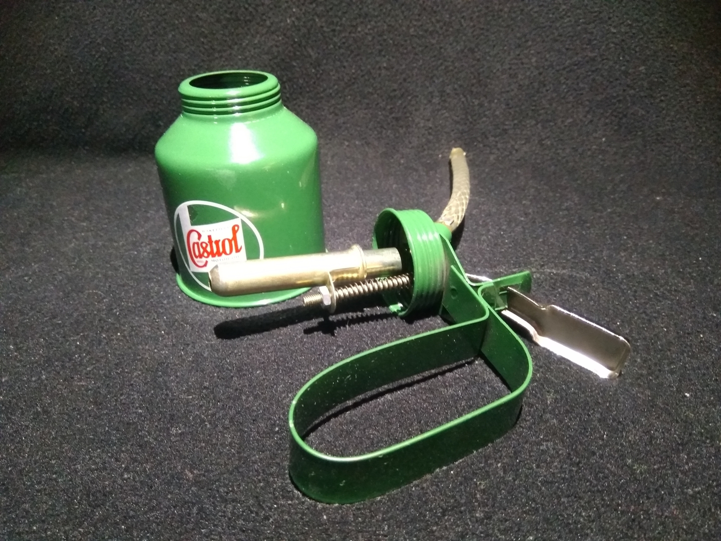 BURETTE A HUILE CASTROL Garage/Atelier/Les outils legreniervintage