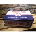 boite métal first aid vintage