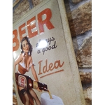 plaque métal rétro vintage pin-up bière