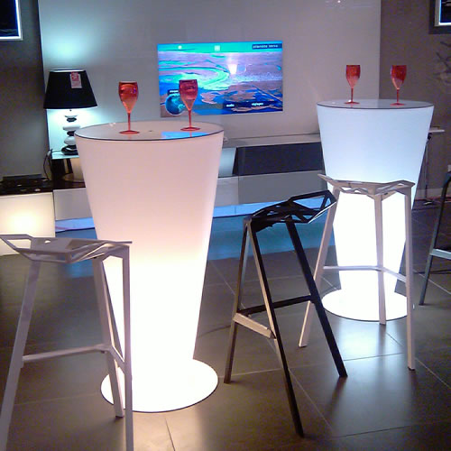 table-lumineuse-led-guillaume vendu sur www.deco-lumineuse.fr
