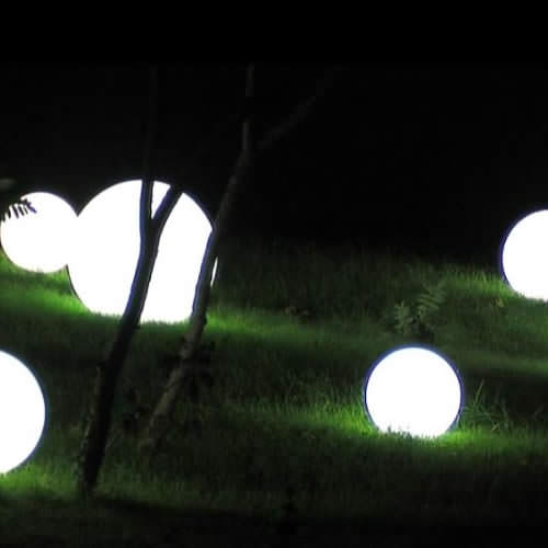 Mini boule lumineuse led multicolore piles fixe ou clignotement sans fil