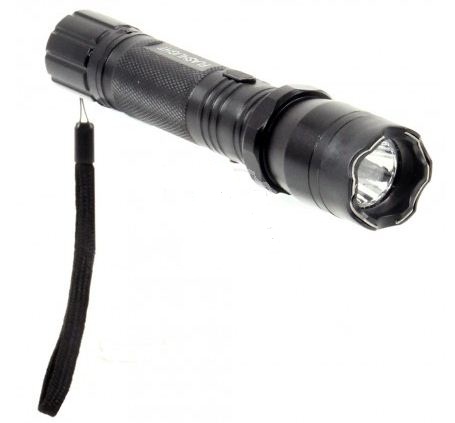 Lampe shocker noire tenue tête en bas, réflecteur visible et dragonne noire pendante