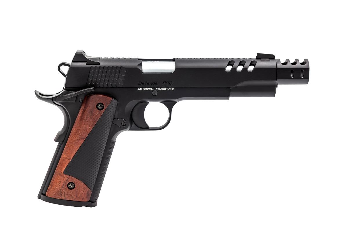 Vorsk CS Defender Pro MEU noir vu du côté droit, fenêtre d’éjection et compensateur ajouré
