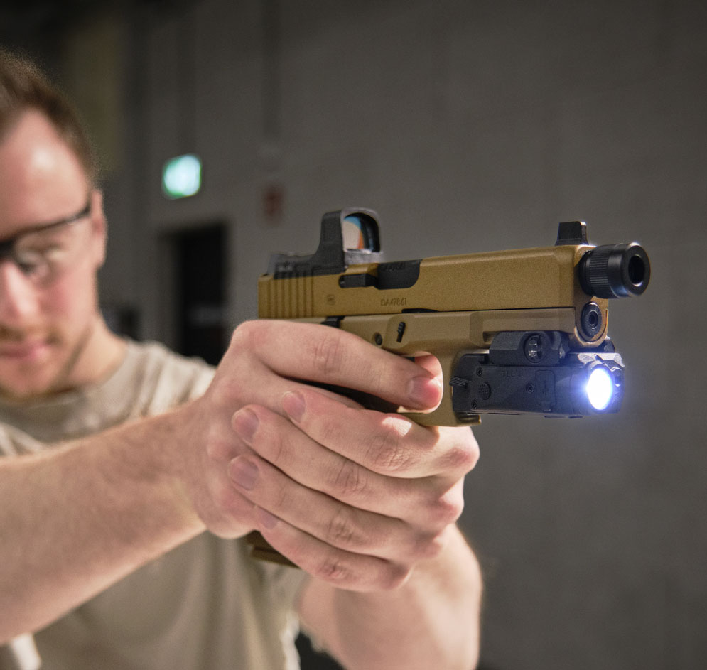 Pistolet-Glock-19X-MOS-CO2-cal.-4.5mm---BBS-Coyote-1