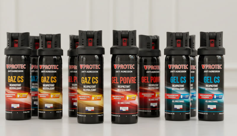 Transport d’un spray lacrymogène rangé dans un sac fermé selon la réglementation