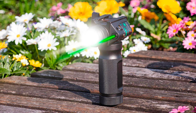 Poignée lampe laser tactique Umarex pour rail 22 mm