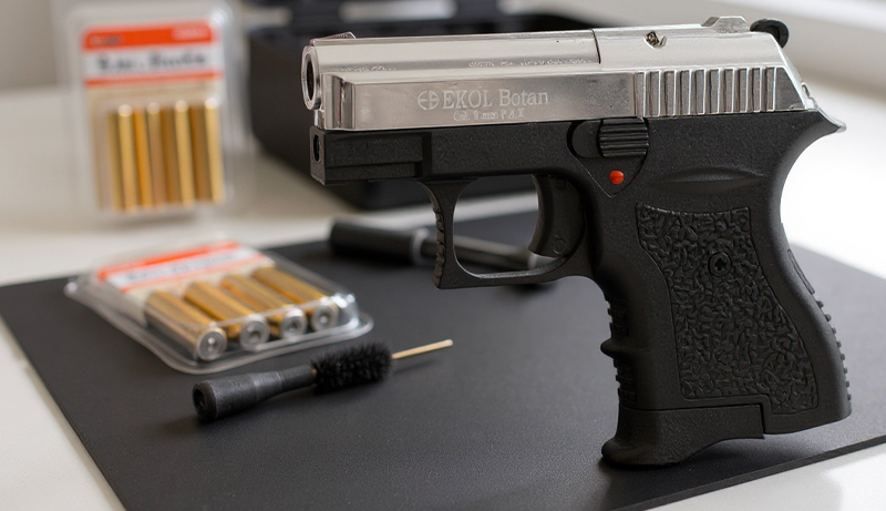 Pistolet EKOL Botan compact et sécurisé
