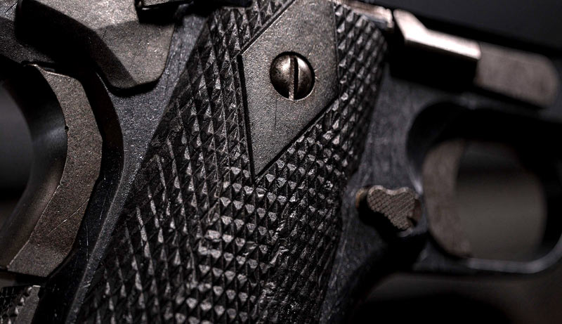 Pistolet Ekol ES 1911 noir mat CO2 - chargeur et capacité