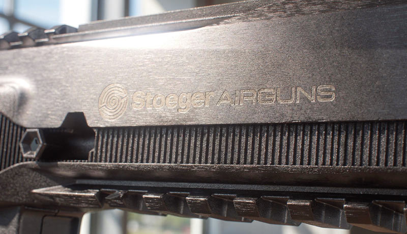Organes de visée et rail Picatinny du Stoeger XRD50