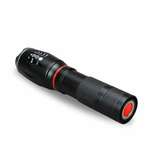 lampe-de-poche-led-zoomable-1