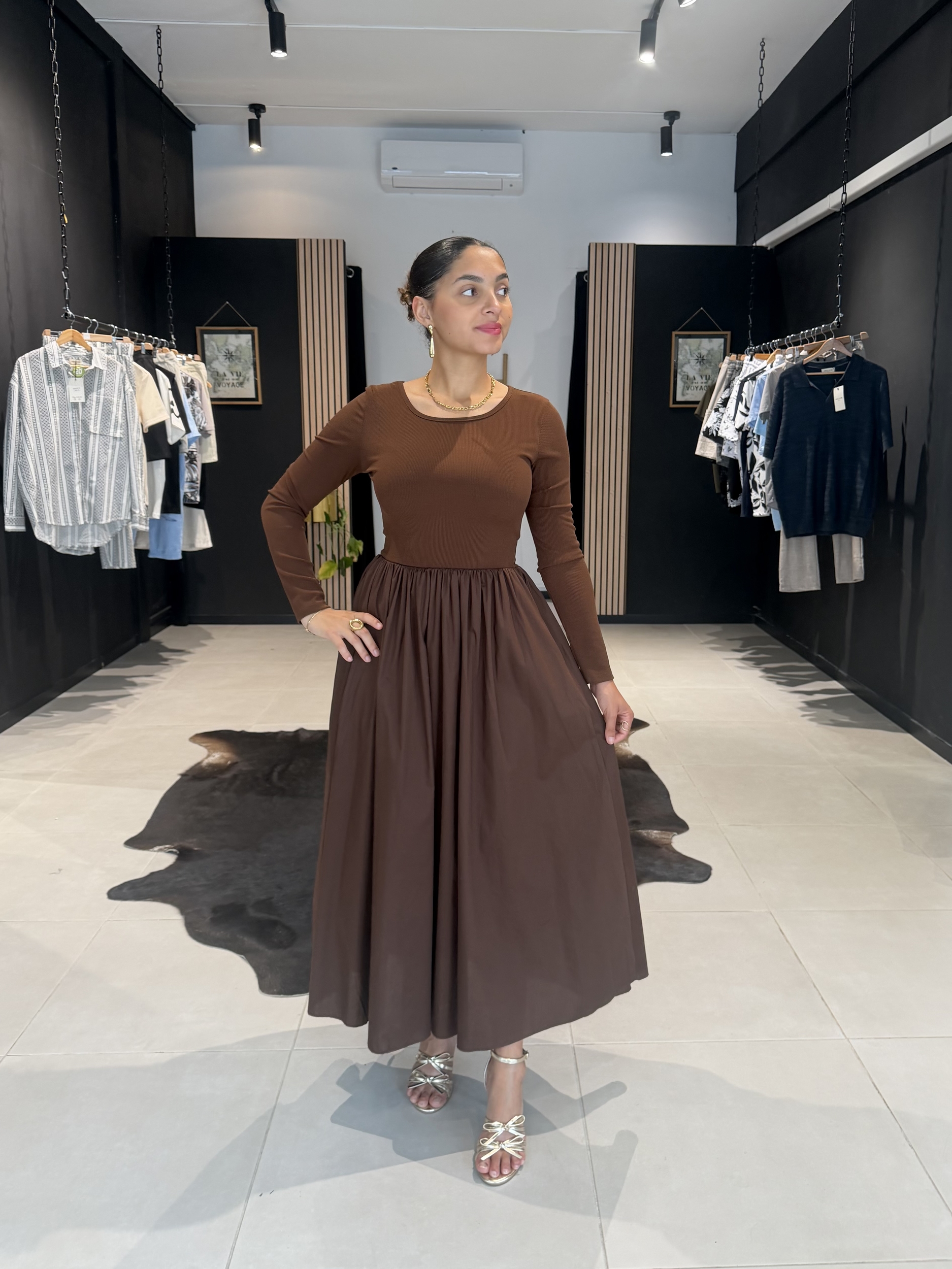 ROBE BI MATIERE MARRON PERLE DES ILES 974 MODE FEMME BAR A PARFUMS BIJOUX ACIER