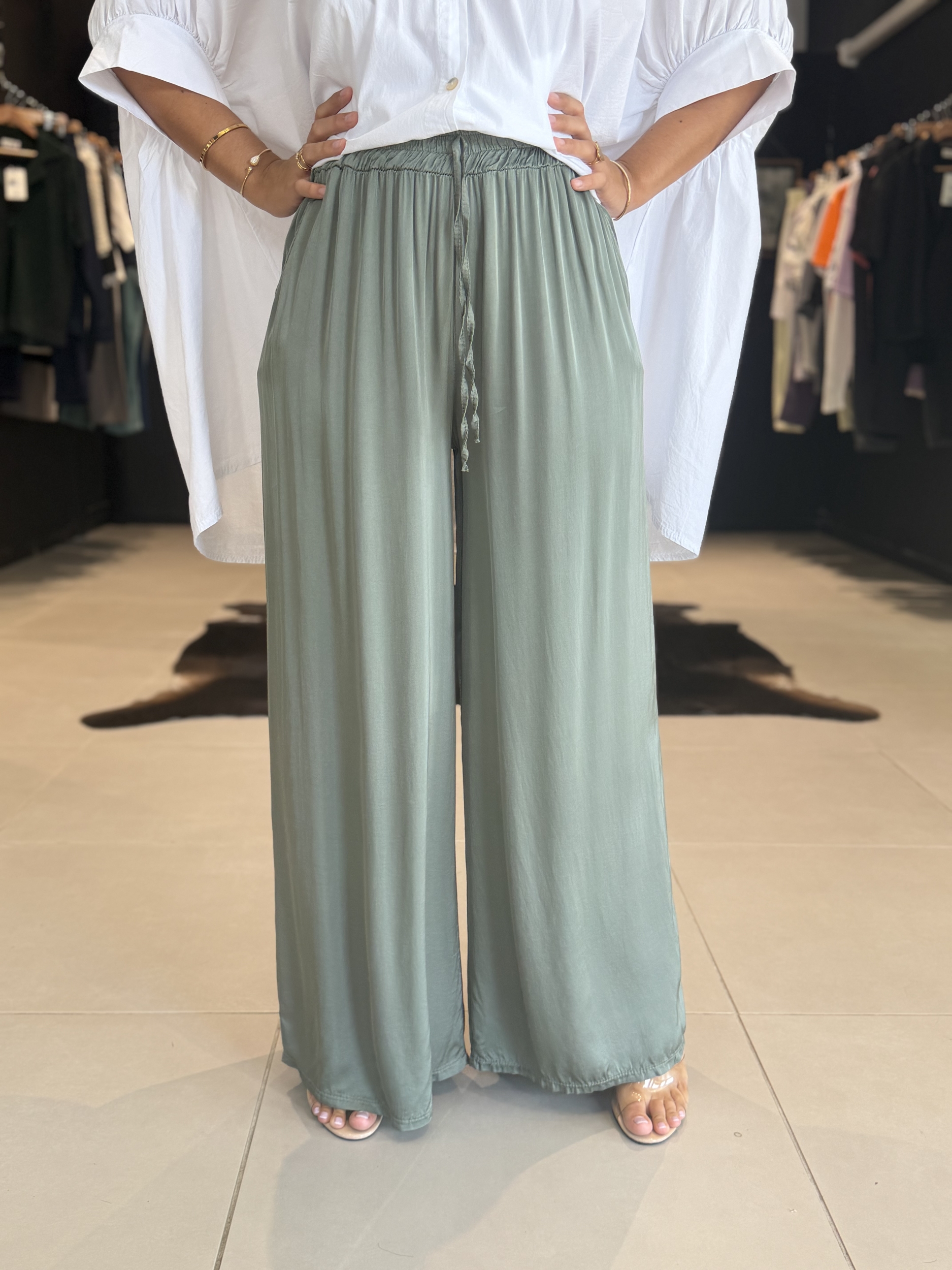 pantalon maira vert kaki perle des iles 974