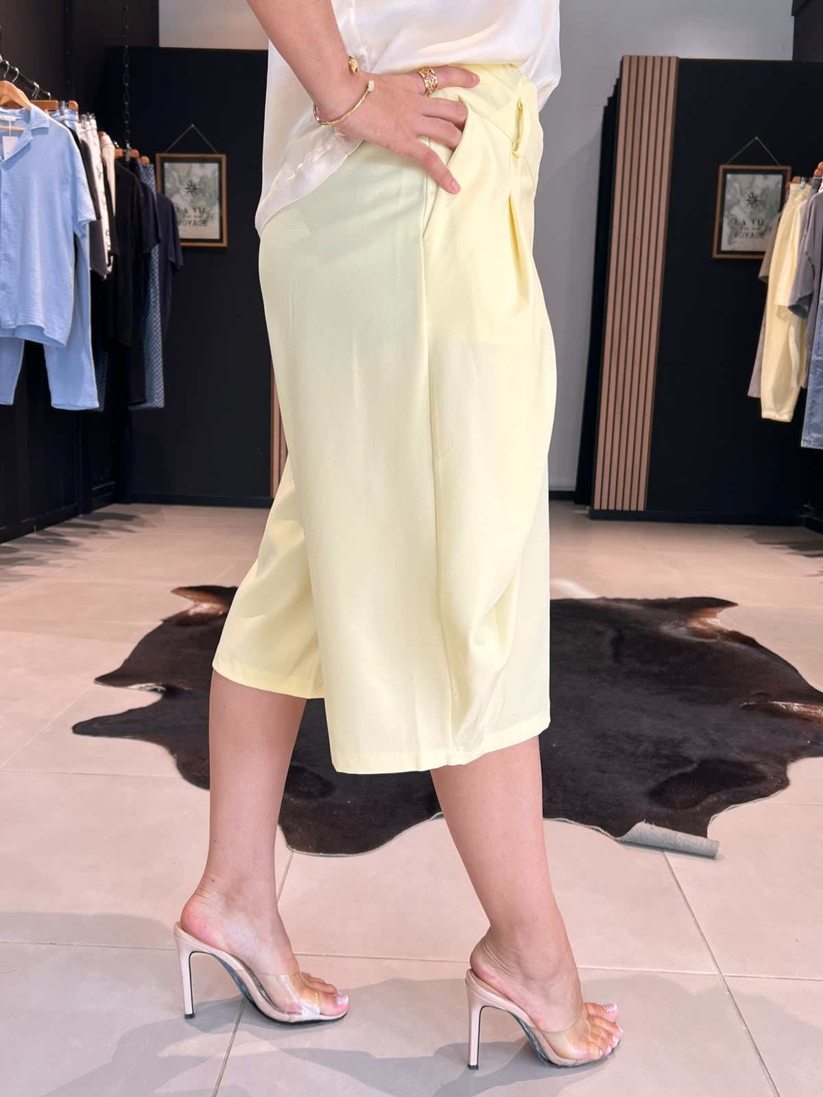 bermuda pantacourt jaune perle des iles 974 mode femme