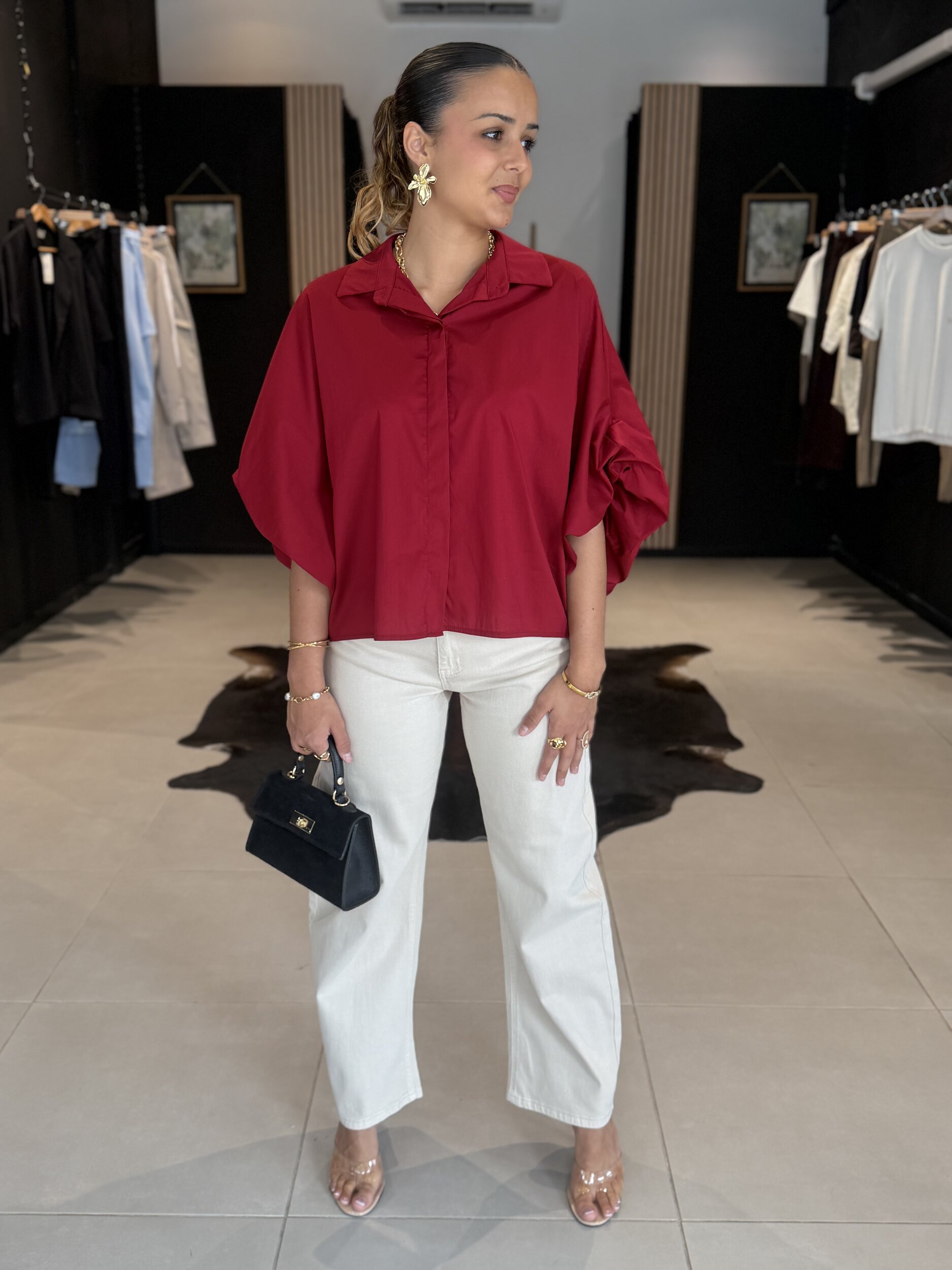 Chemise femme fluide rouge MELANIE à manches 3/4 – Perle des Îles