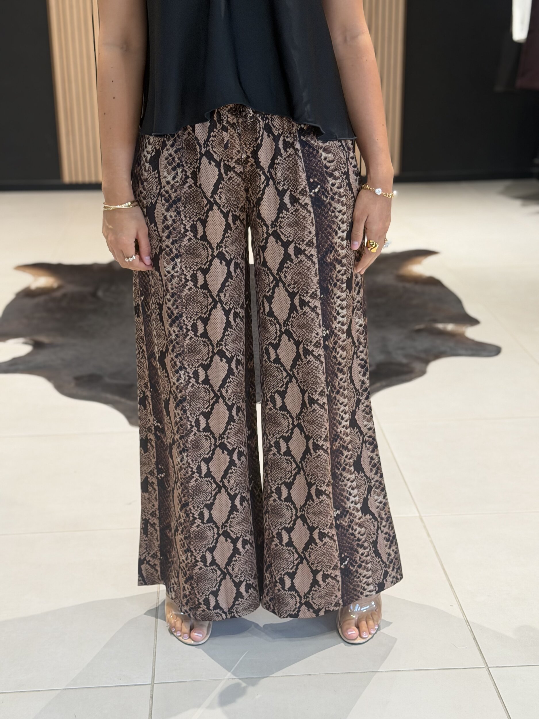 pantalon serpenti beige perle des iles 974
