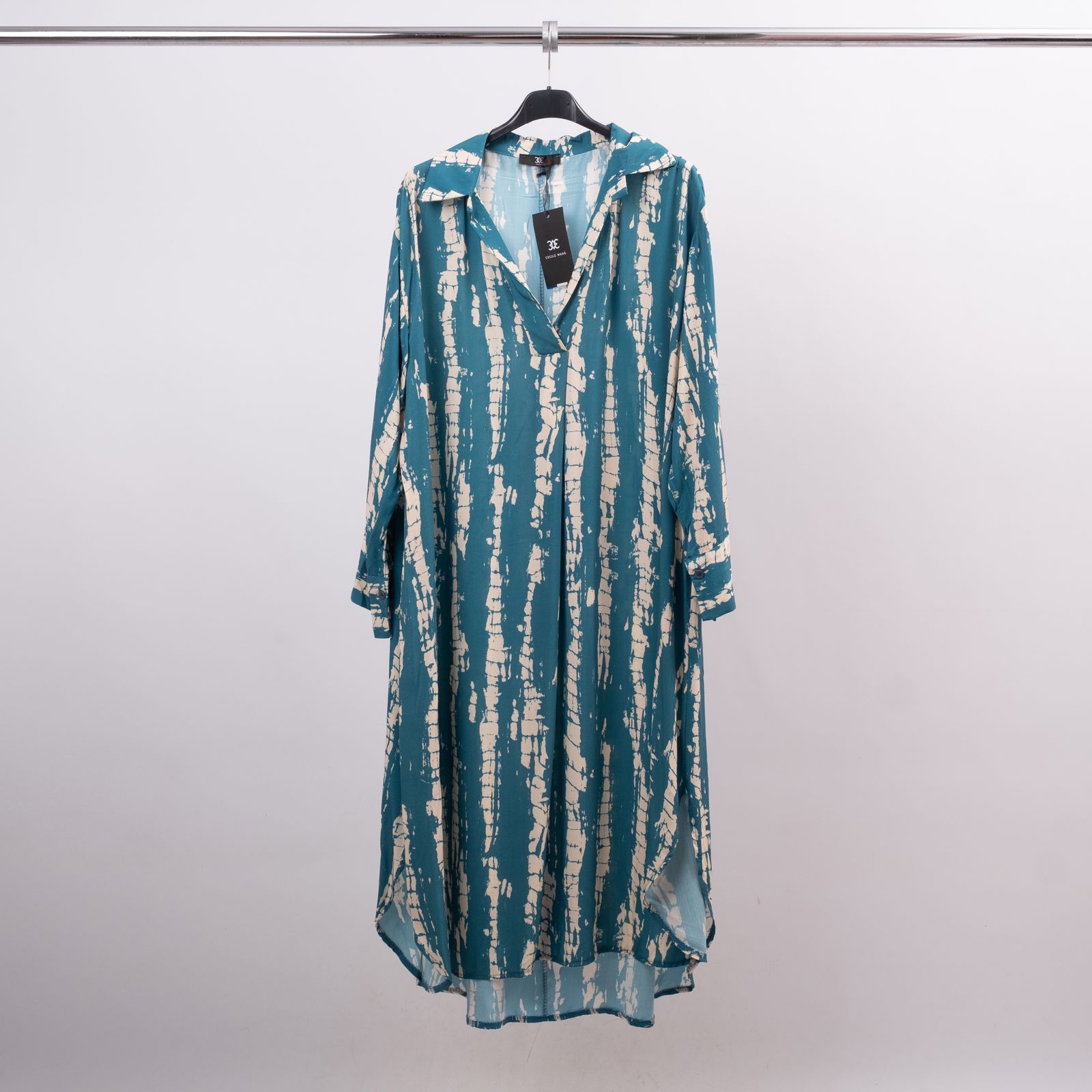 Robe JULIA fabriqué italie perle des iles 974 taille unique robe tunique manche longue