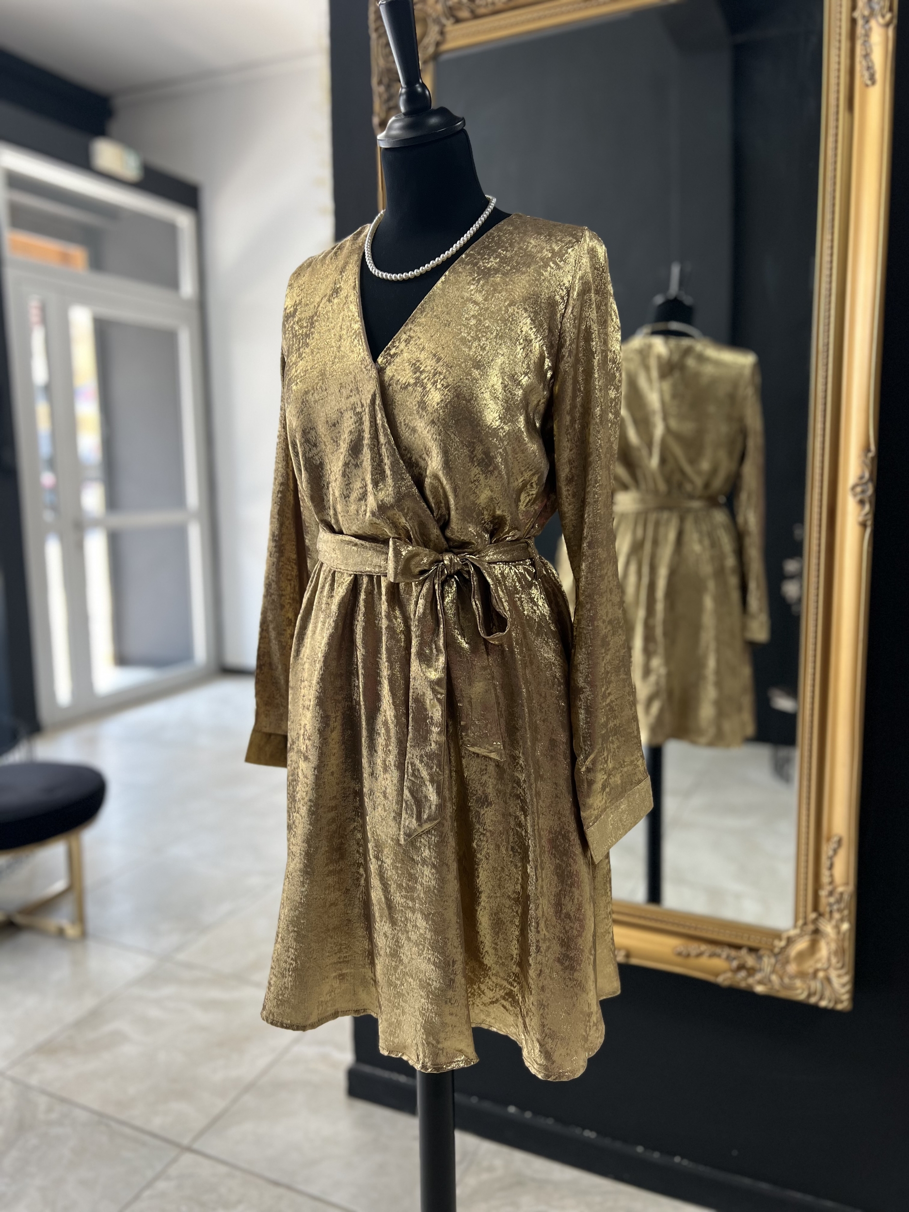ROBE SHINE PERLE DES ILES DOREE OR GOLD NOIR MODE FEMME 974 PARFUMERIE