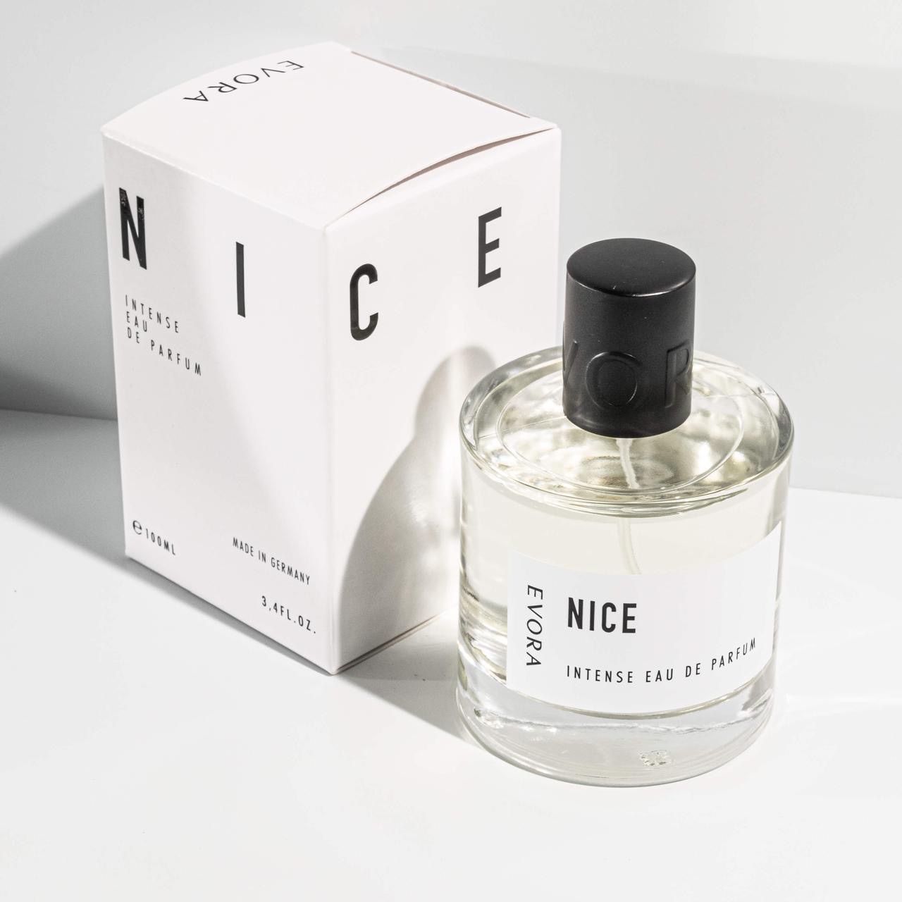 NICE inspiration de BLEU CHANEL eau de parfum intense  perle des îles Saint Pierre La Réunion 974 bar à parfums fragrance collection privee evora