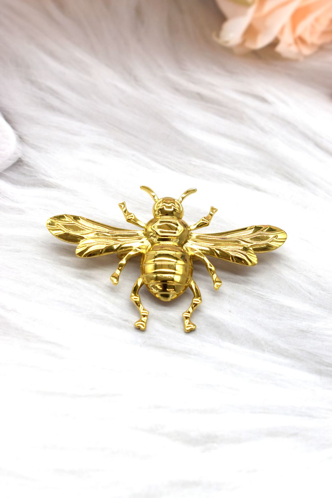 broche abeille