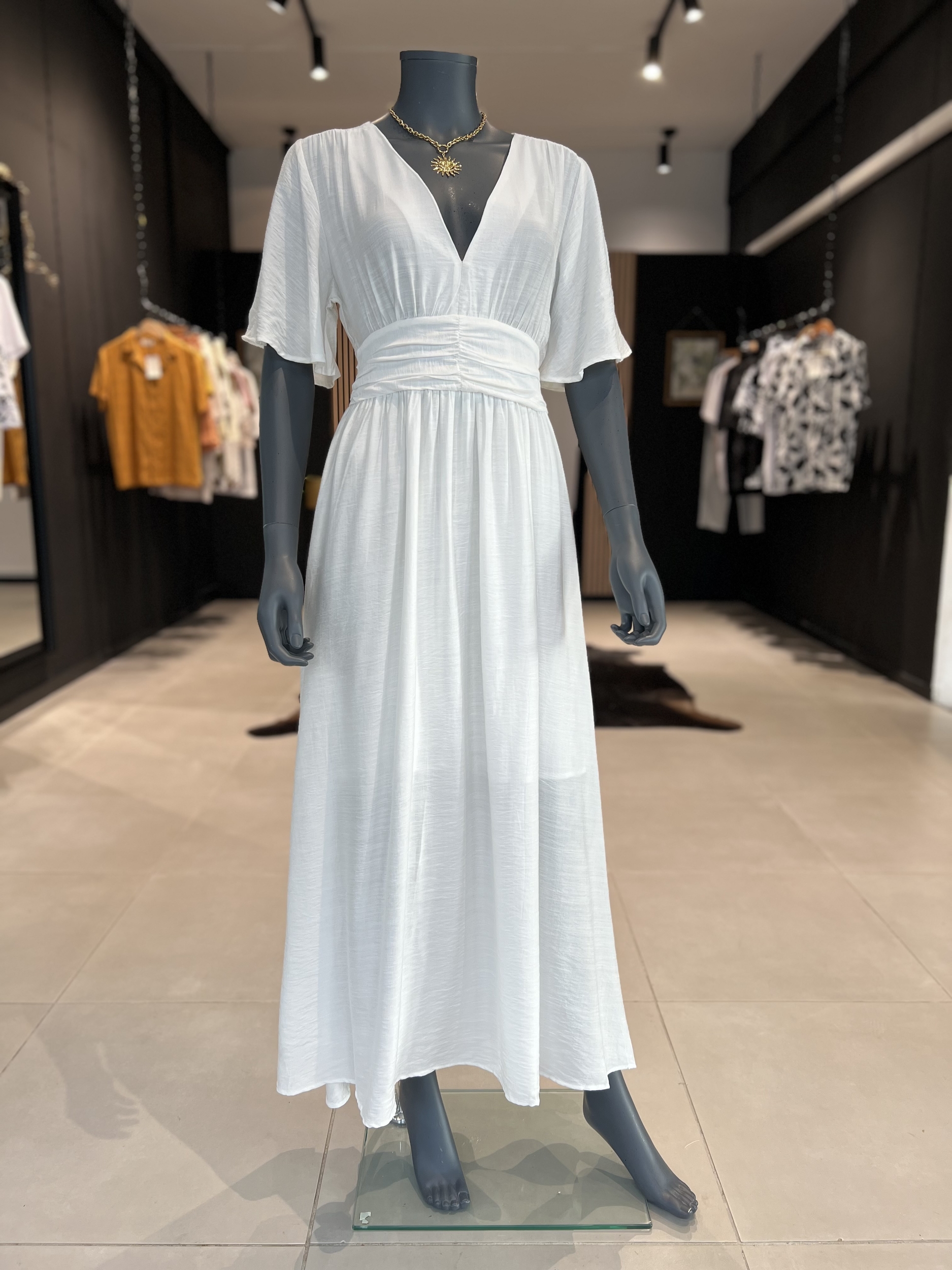robe tina blanc ecru ivoire blanc taille grande taille perle des iles 974 la reunion mode femme pret a porter feminin robe paques