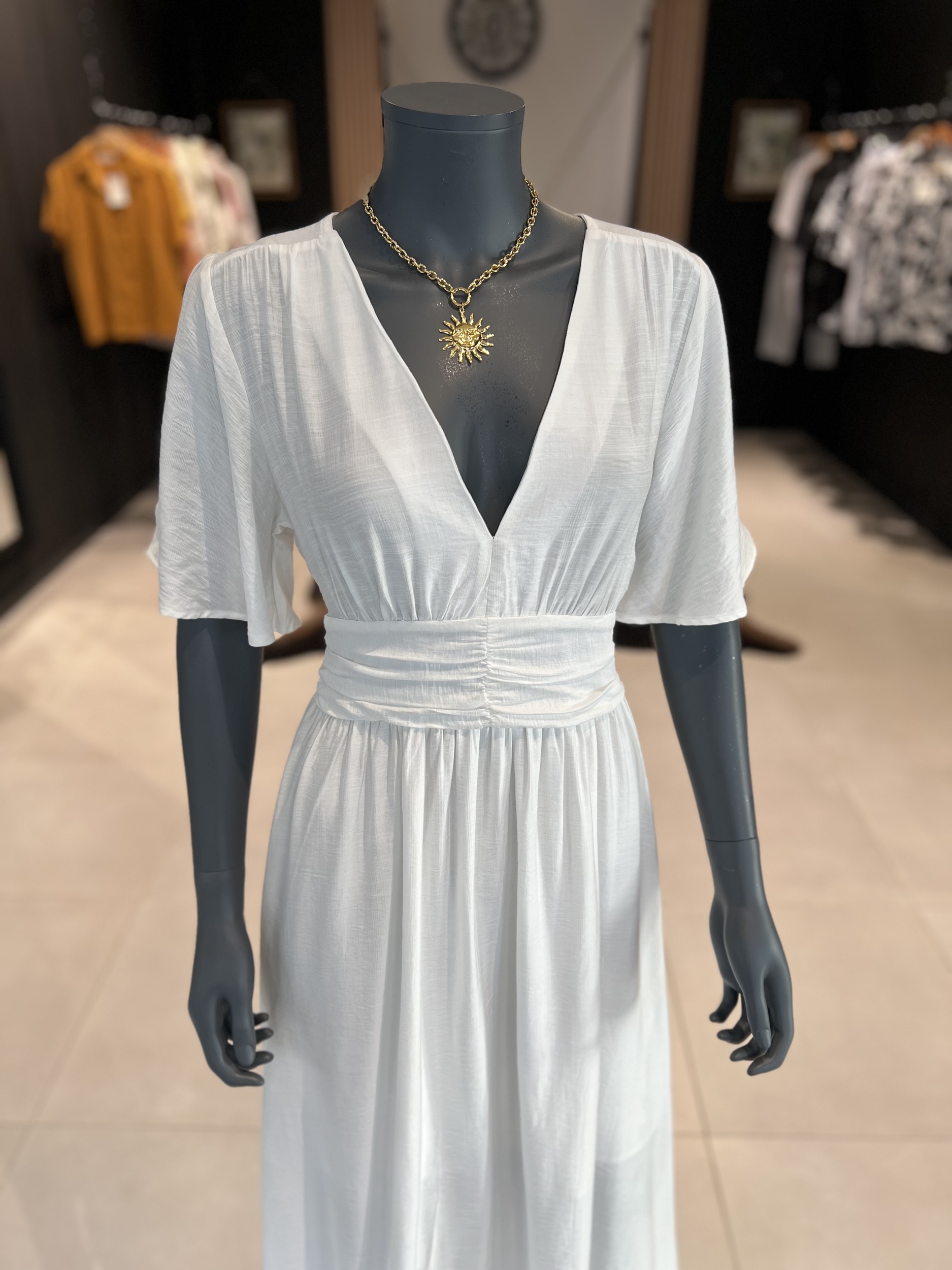 robe tina blanc ecru ivoire blanc taille grande taille perle des iles 974 la reunion mode femme pret a porter feminin robe paques